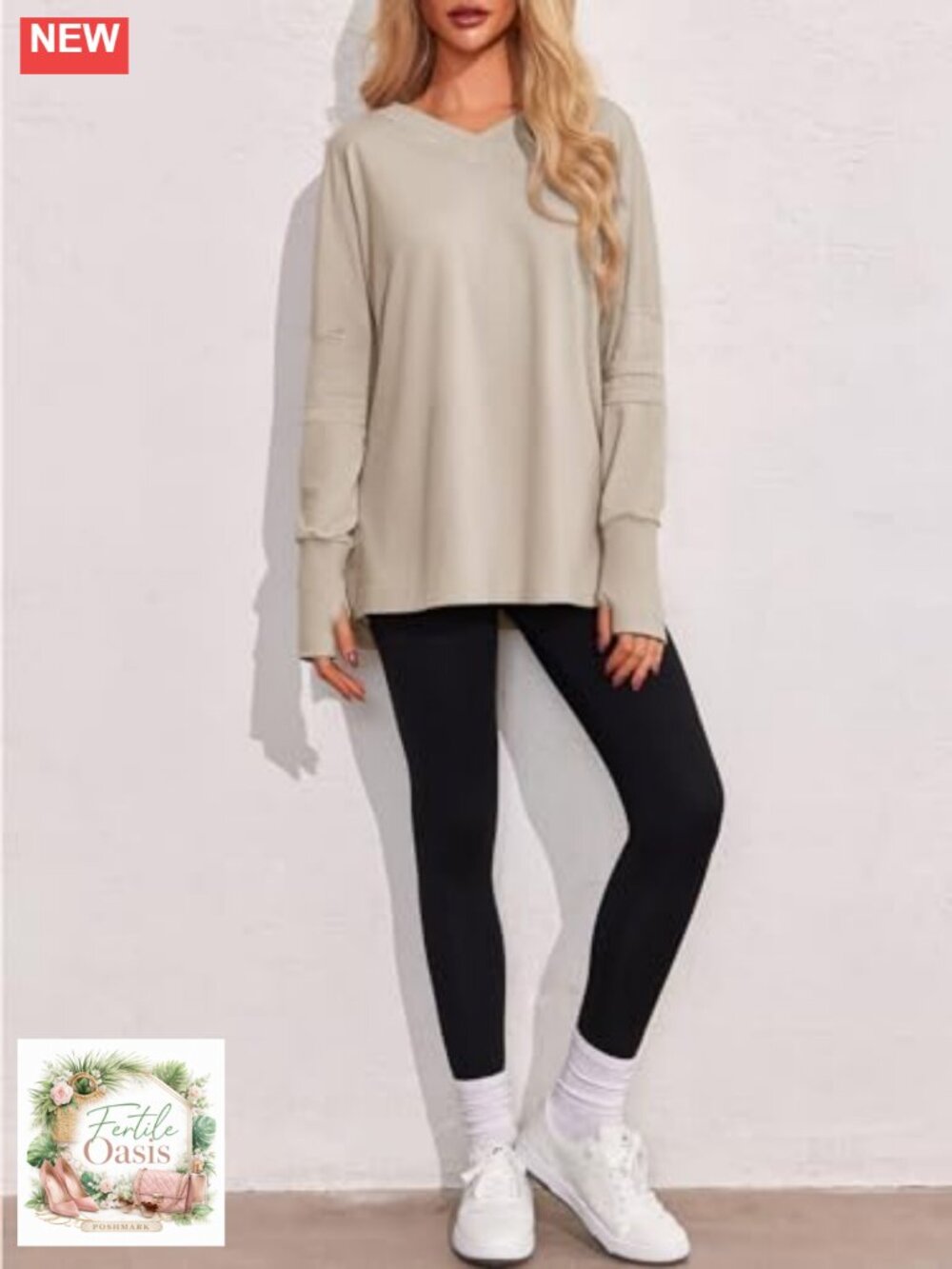 Womens Oversized Long Sleeve Tunic V Neck Tshirt Loose Fit Top with Thumb Holes - Picture 5 of 6